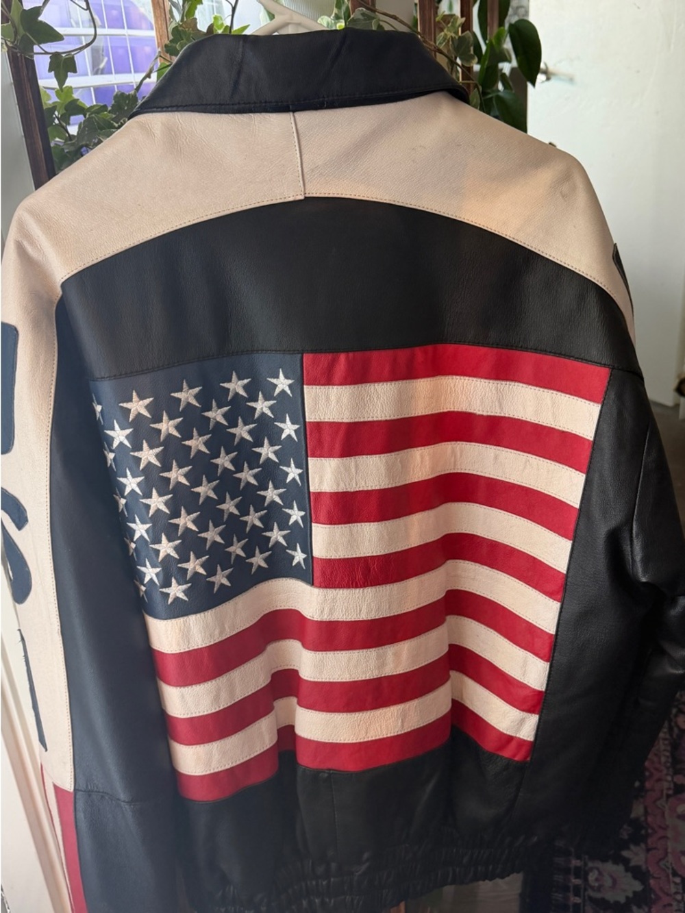 3M Thinsulate Black, Cream & Red Leather Bomber Jacket with American Flag Back
